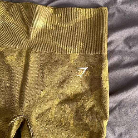 SOLD ON DEPOP - Picture 3 of 4